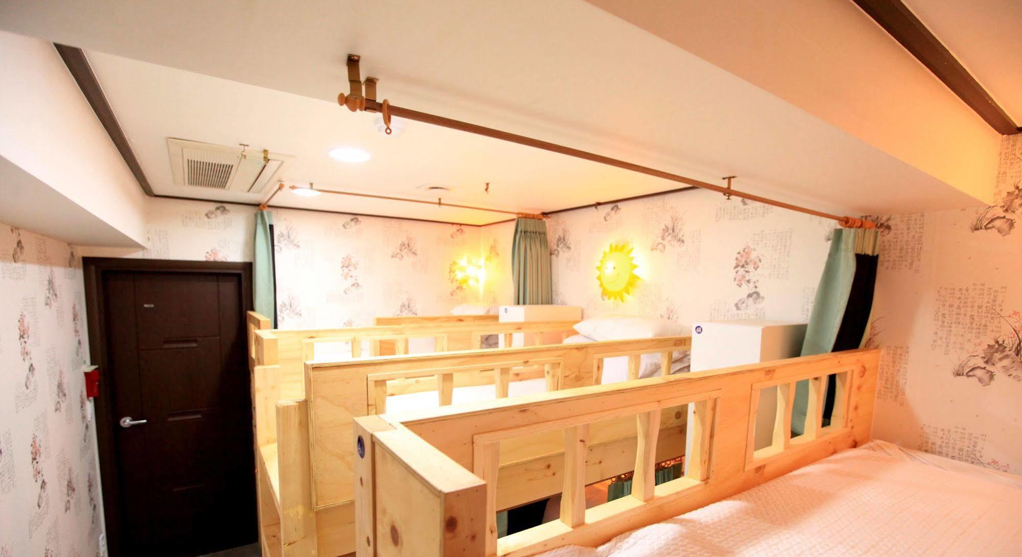 Hi Busan Guest House Hostel Εξωτερικό φωτογραφία